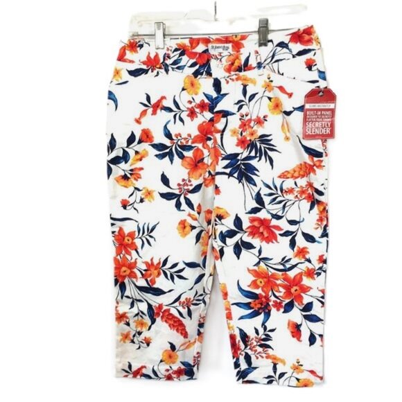 St John’s Bay Slimming Floral Summer Capri Pants Sz 8 NWT - Picture 14 of 14